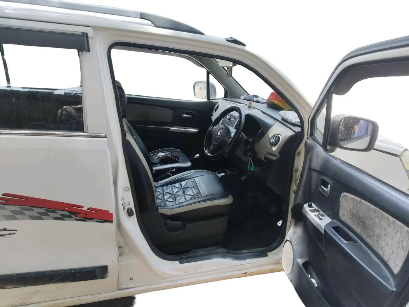 2013 Maruti Wagon R 1.0 VXI, Petrol, Manual, 75,545 km, interior