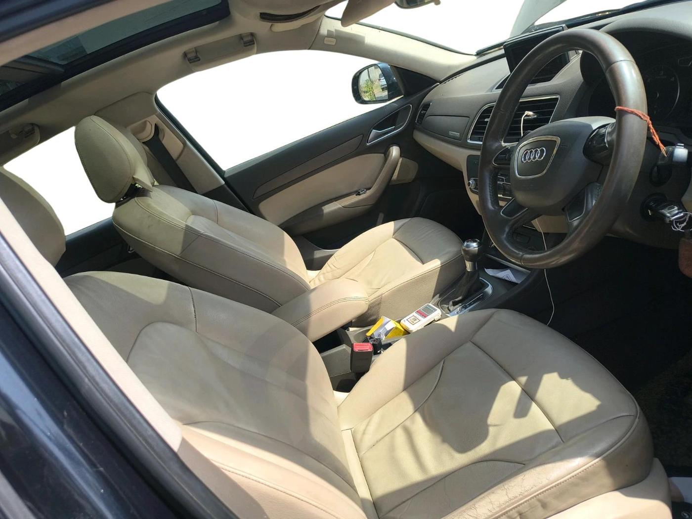 2012 Audi Q3 2.0 TDI, Diesel, Automatic, 1,25,308 km, interior