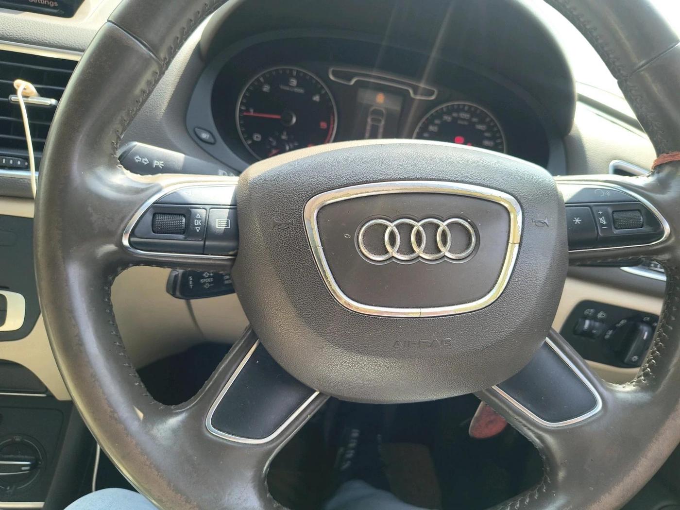 2012 Audi Q3 2.0 TDI, Diesel, Automatic, 1,25,308 km, interior