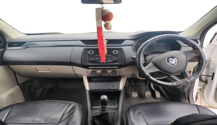 2021 Renault TRIBER RXL MT, Petrol, Manual, 83,933 km, interior