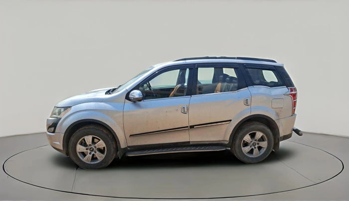 2015 Mahindra XUV500 W8, Diesel, Manual, 92,139 km, exterior