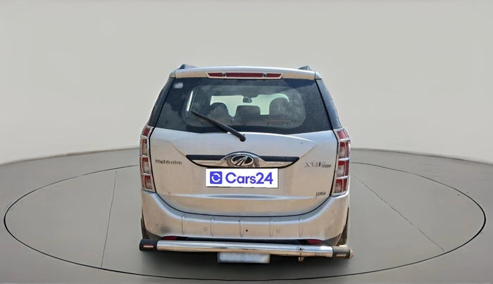 2015 Mahindra XUV500 W8, Diesel, Manual, 92,139 km, exterior