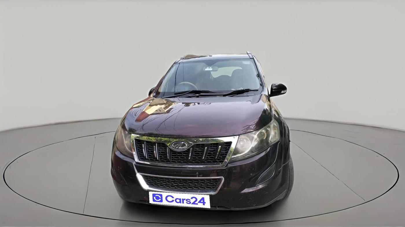 2016 Mahindra XUV500 W6, Diesel, Manual, 68,939 km, exterior