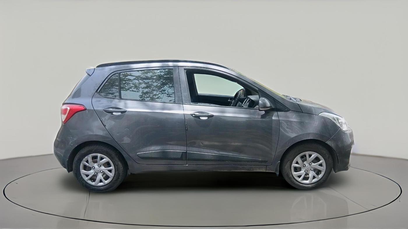 2018 Hyundai Grand i10 SPORTZ AT 1.2 KAPPA VTVT, Petrol, Automatic, 51,503 km, exterior