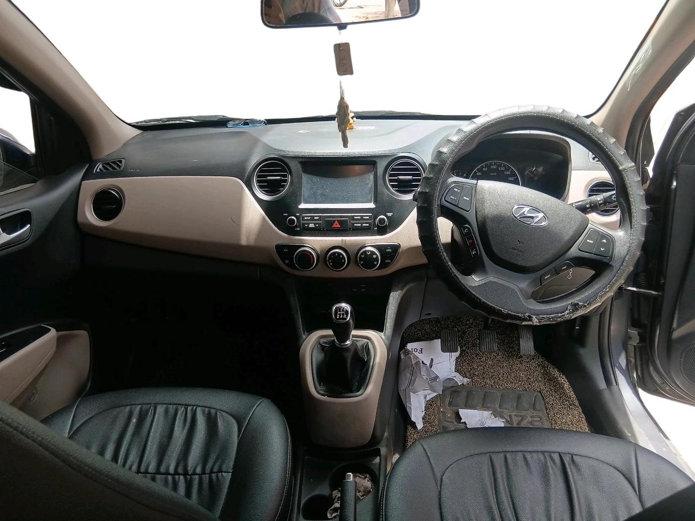 2018 Hyundai Grand i10 SPORTZ AT 1.2 KAPPA VTVT, Petrol, Automatic, 51,503 km, interior
