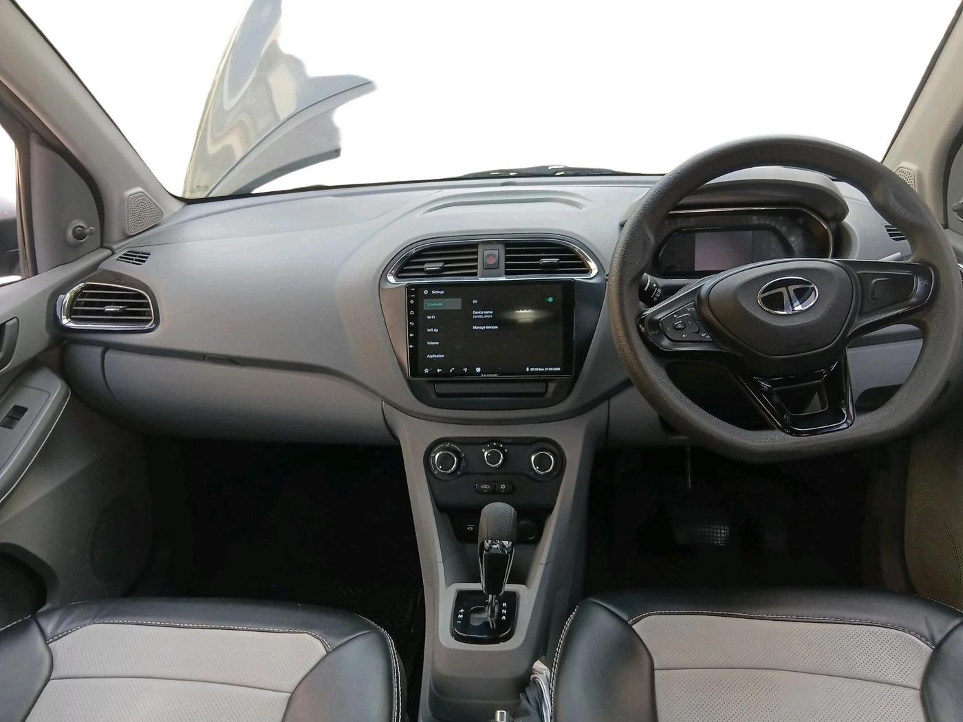 2024 Tata TIGOR XMA PETROL, Petrol, Automatic, 28,647 km, interior