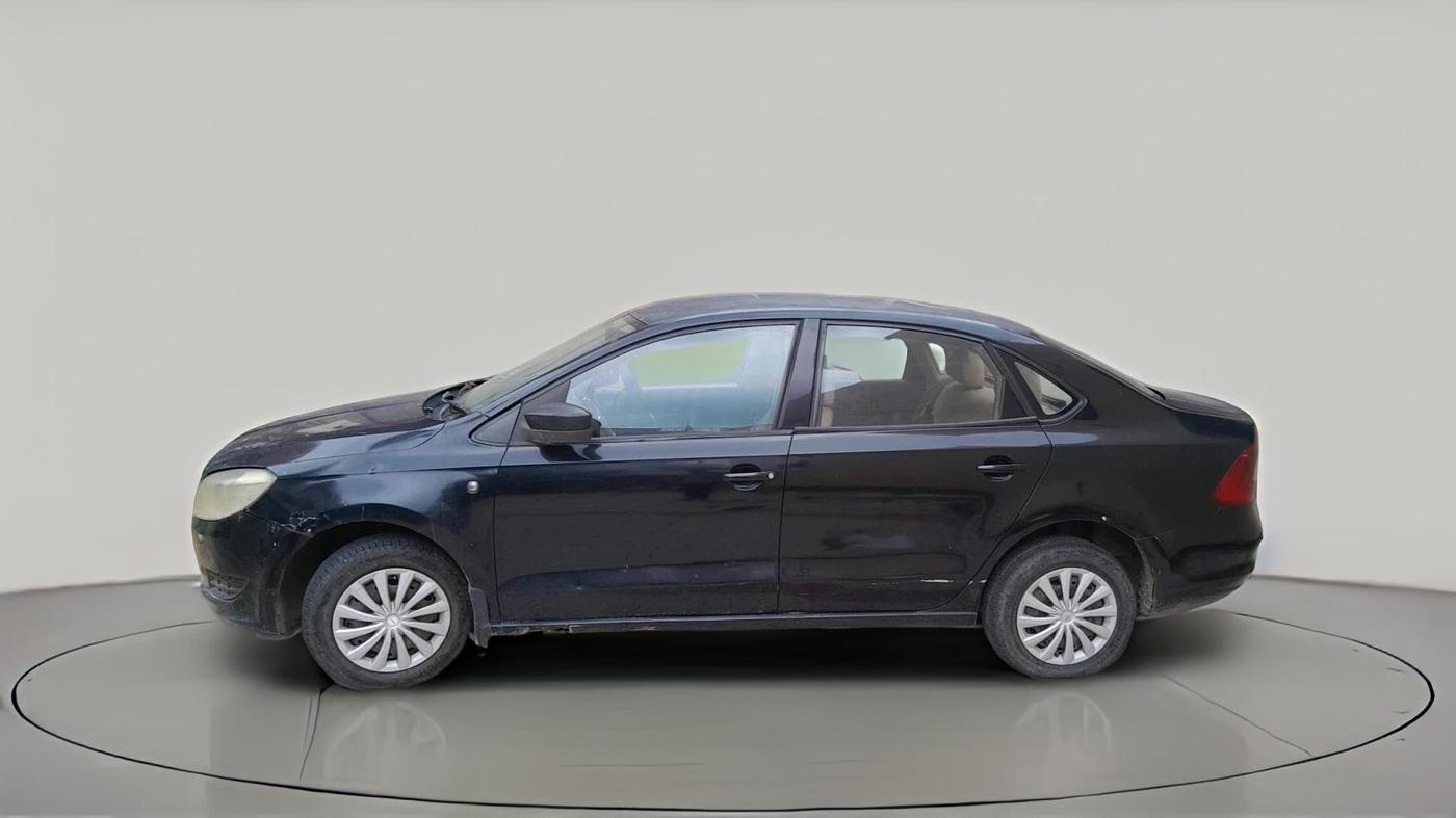 2012 Skoda Rapid ACTIVE 1.6 TDI CR MT, Diesel, Manual, 1,80,650 km, exterior