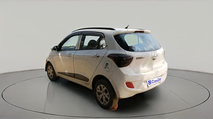 2014 Hyundai Grand i10 SPORTZ 1.1 CRDI, Diesel, Manual, 1,10,533 km, exterior
