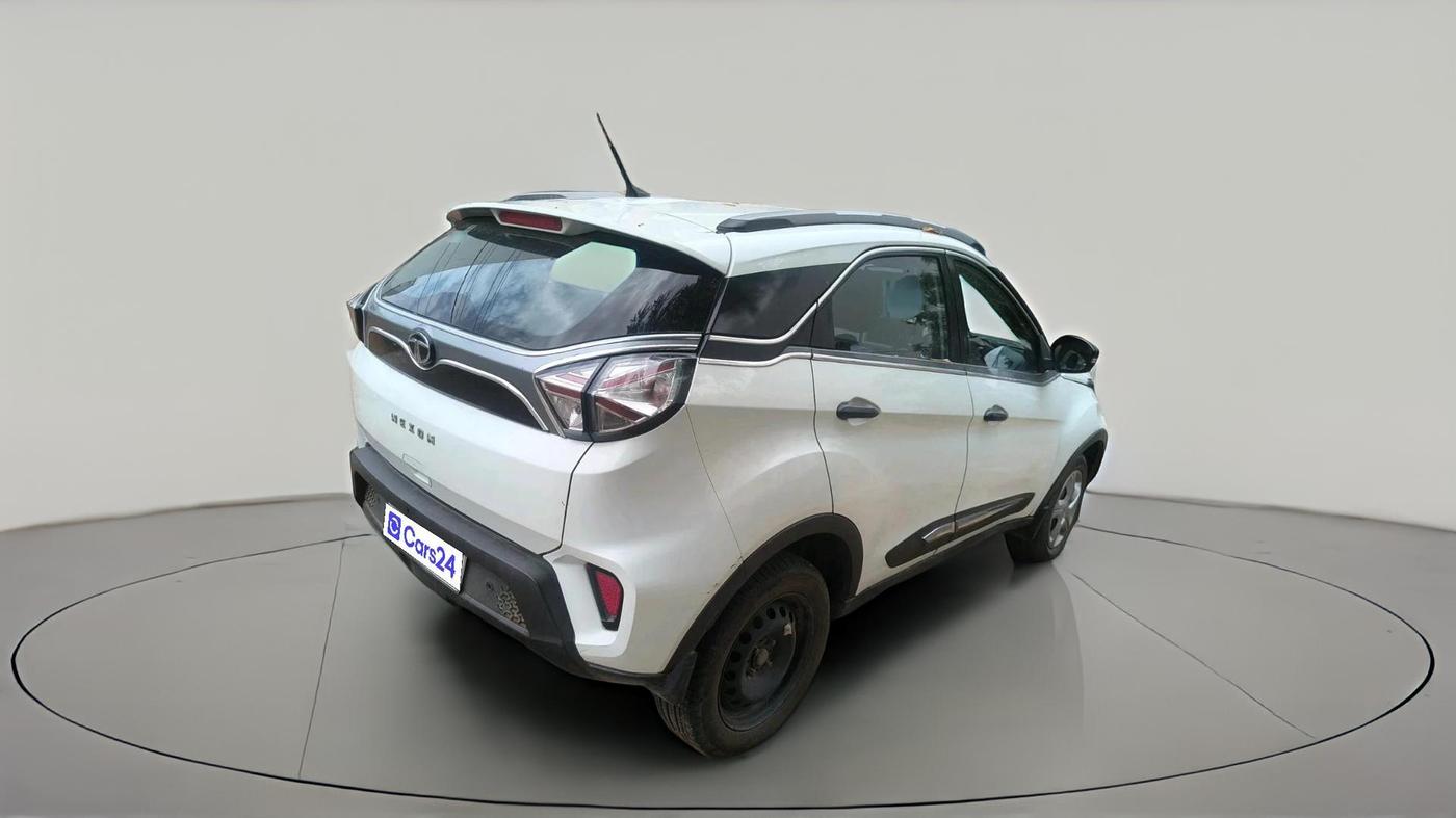 2021 Tata NEXON XMA SUNROOF PETROL, Petrol, Automatic, 96,926 km, exterior