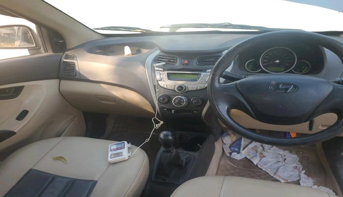 2013 Hyundai Eon MAGNA +, Petrol, Manual, 52,239 km, interior