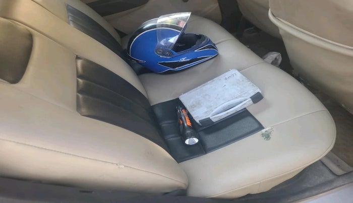 2013 Hyundai Eon MAGNA +, Petrol, Manual, 52,239 km, interior