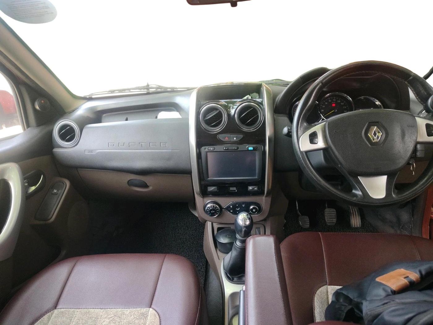 2017 Renault Duster 110 PS RXZ DIESEL, Diesel, Manual, 75,116 km, interior