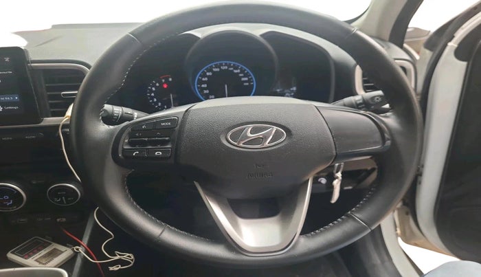 2022 Hyundai VENUE S+ 1.2, Petrol, Manual, 24,066 km, interior
