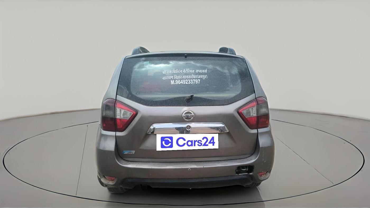 2015 Nissan Terrano XL (D), Diesel, Manual, 1,37,387 km, exterior