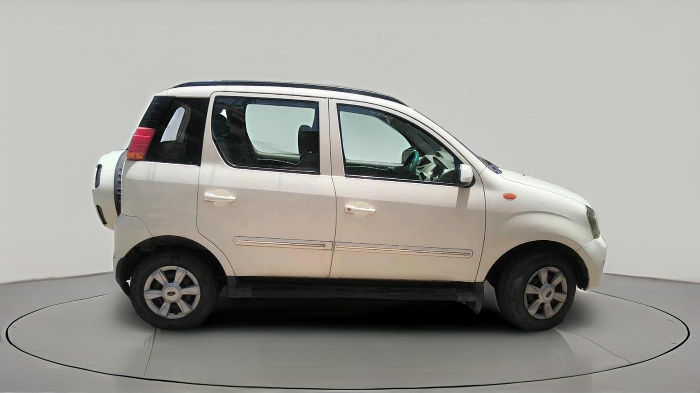 2013 Mahindra Bolero SLX BS-III, Diesel, Manual, 19,841 km, exterior