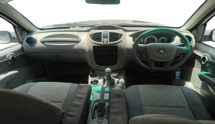 2013 Mahindra Bolero SLX BS-III, Diesel, Manual, 19,841 km, interior