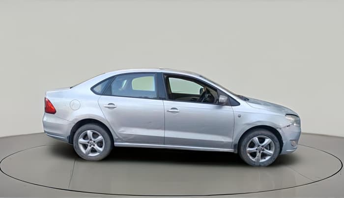 2015 Skoda Rapid 1.5 TDI CR AMBITION PLUS, Diesel, Manual, 1,66,796 km, exterior