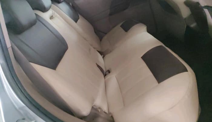 2014 Mahindra XUV500 W4, Diesel, Manual, 1,81,333 km, interior