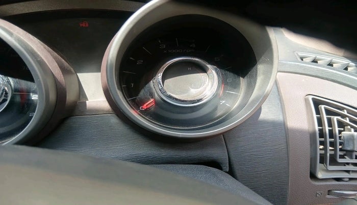 2012 Mahindra XUV500 W8, Diesel, Manual, 1,80,000 km, interior