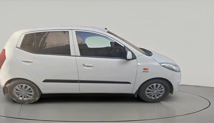 2016 Hyundai i10 SPORTZ 1.1, Petrol, Manual, 56,614 km, exterior