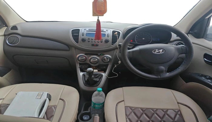 2016 Hyundai i10 SPORTZ 1.1, Petrol, Manual, 56,614 km, interior