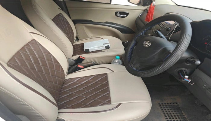 2016 Hyundai i10 SPORTZ 1.1, Petrol, Manual, 56,614 km, interior