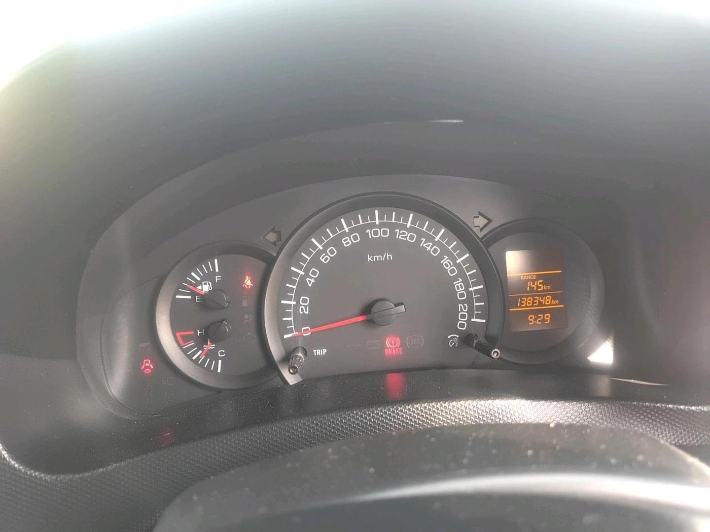 2015 Maruti Swift LXI (O), Petrol, Manual, 1,38,348 km, interior
