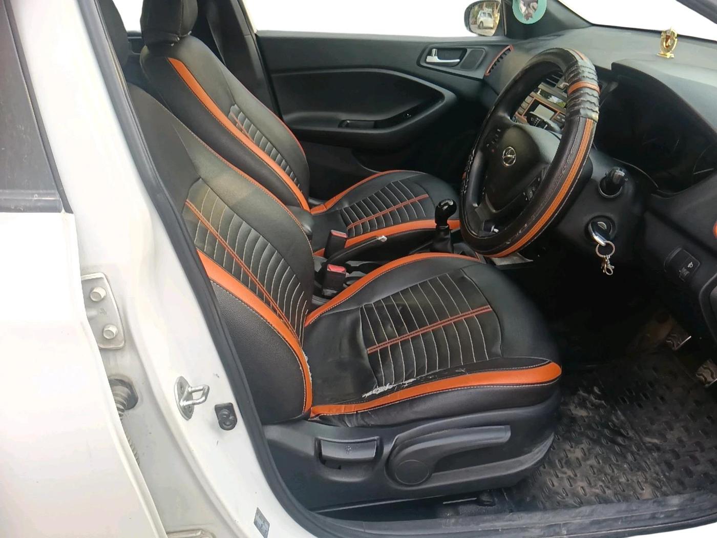 2016 Hyundai i20 Active 1.2 S, Petrol, Manual, 1,35,114 km, interior