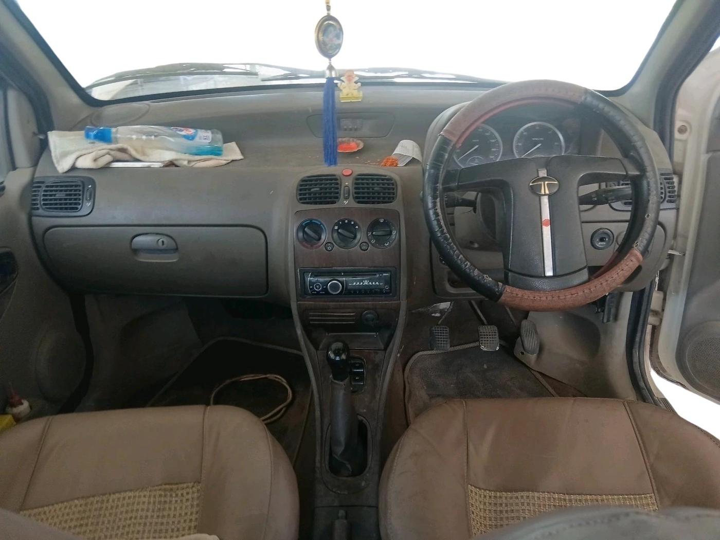 2011 Tata Indica Vista LX TDI, Diesel, Manual, 1,23,931 km, interior
