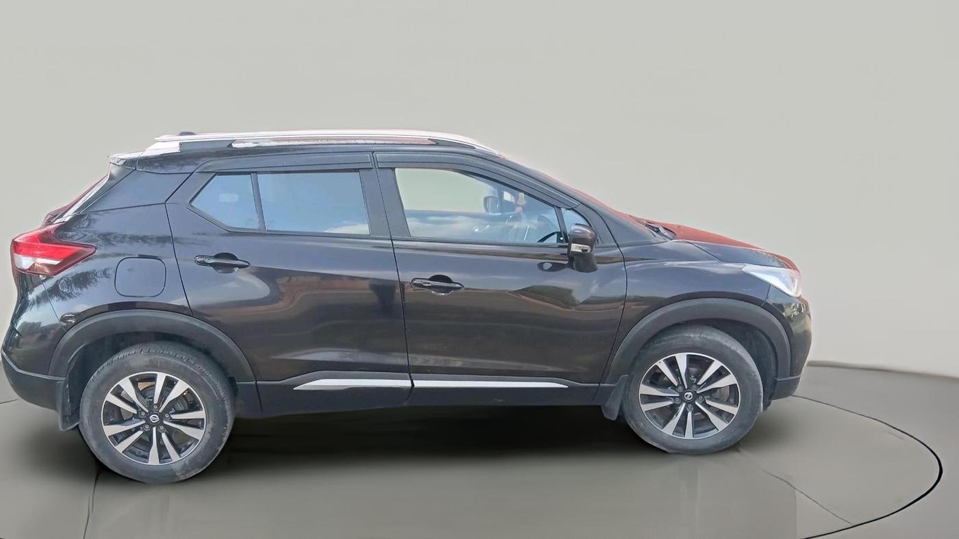 2022 Nissan Kicks XV 1.5, Petrol, Manual, 35,491 km, exterior