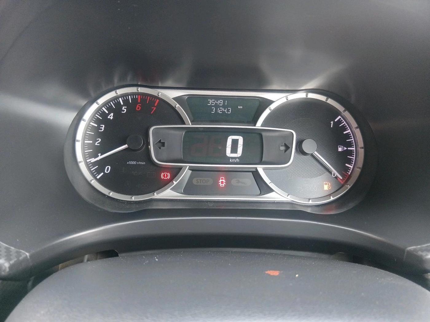 2022 Nissan Kicks XV 1.5, Petrol, Manual, 35,491 km, interior