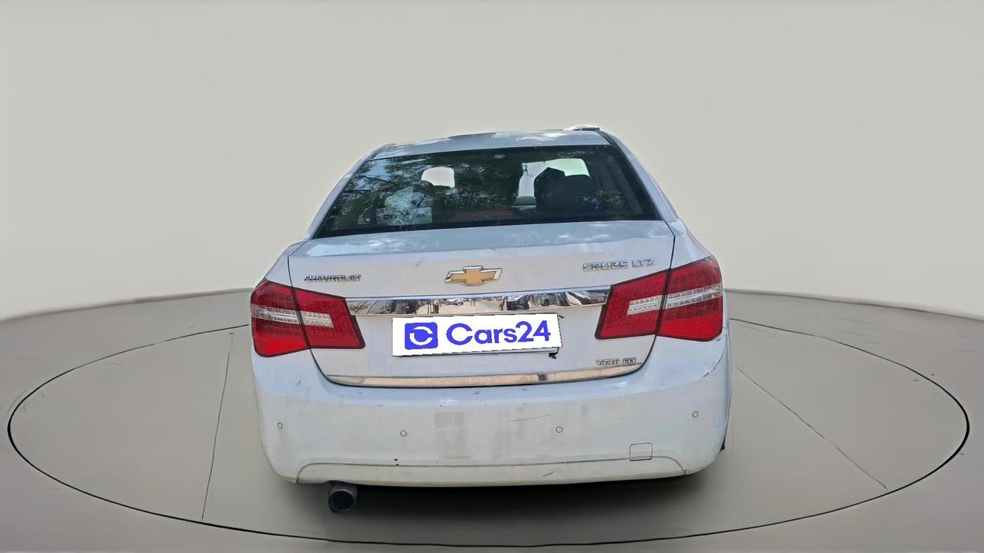 2013 Chevrolet Cruze LTZ AT, Diesel, Automatic, 1,24,232 km, exterior