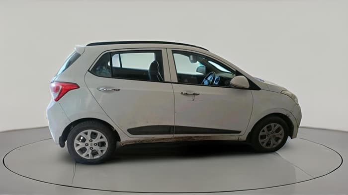 2013 Hyundai Grand i10 SPORTZ 1.2 KAPPA VTVT, Petrol, Manual, 1,00,000 km, exterior