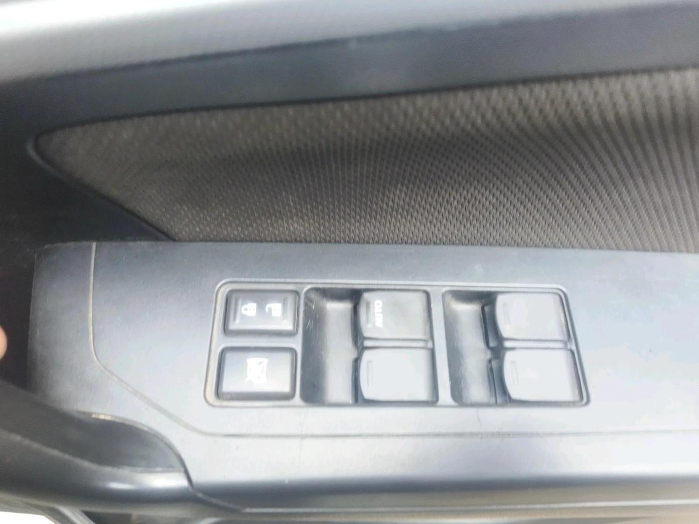 2022 Toyota URBAN CRUISER PREMIUM GRADE MT, Petrol, Manual, 39,575 km, interior
