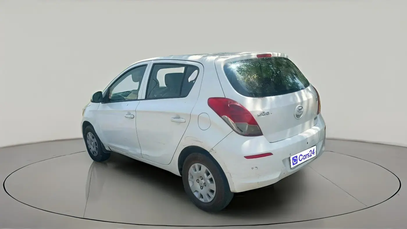 2013 Hyundai i20 MAGNA 1.4 CRDI, Diesel, Manual, 2,19,279 km, exterior