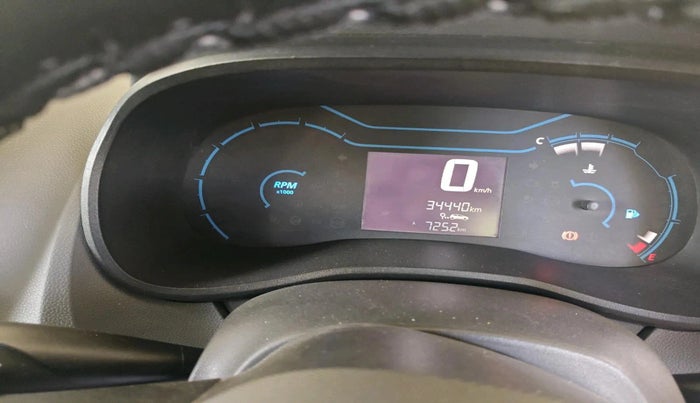 2021 Renault Kwid RXT 1.0 (O), Petrol, Manual, 34,440 km, interior