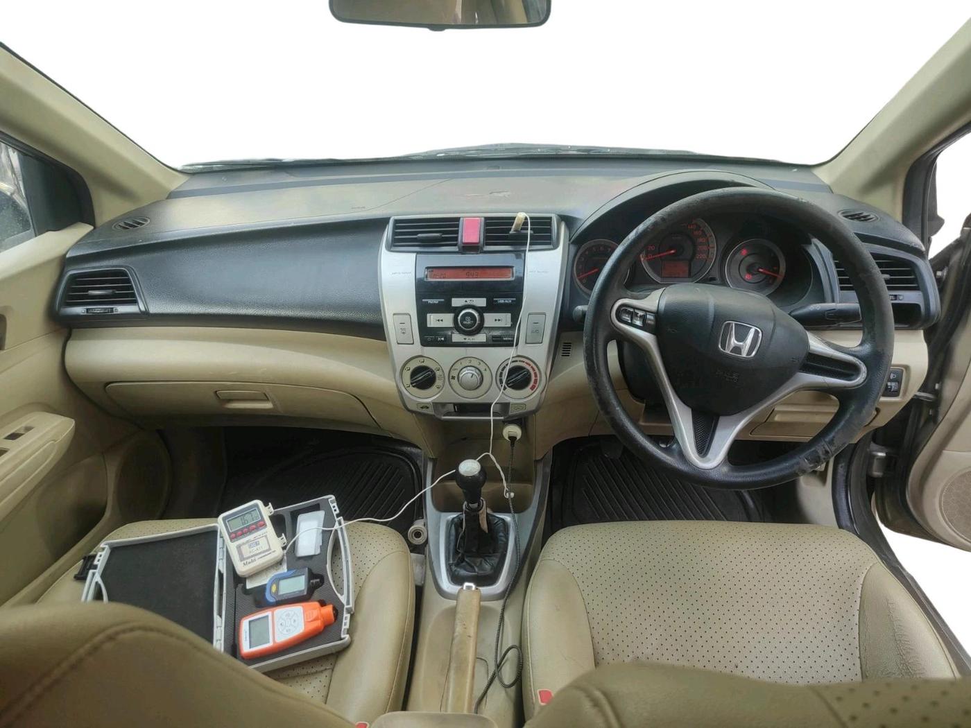 2011 Honda City 1.5L I-VTEC S MT, Petrol, Manual, 1,64,975 km, interior