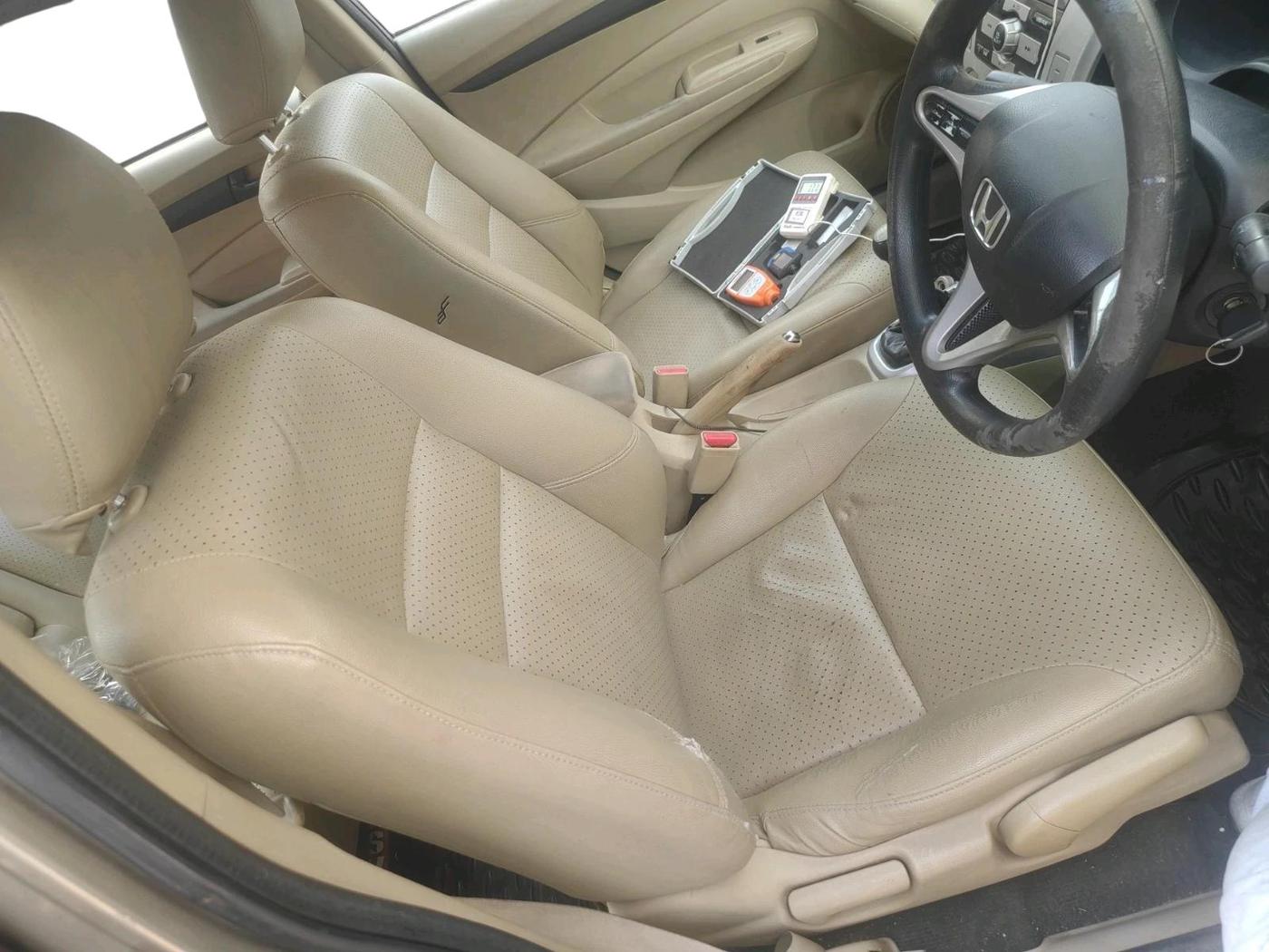 2011 Honda City 1.5L I-VTEC S MT, Petrol, Manual, 1,64,975 km, interior