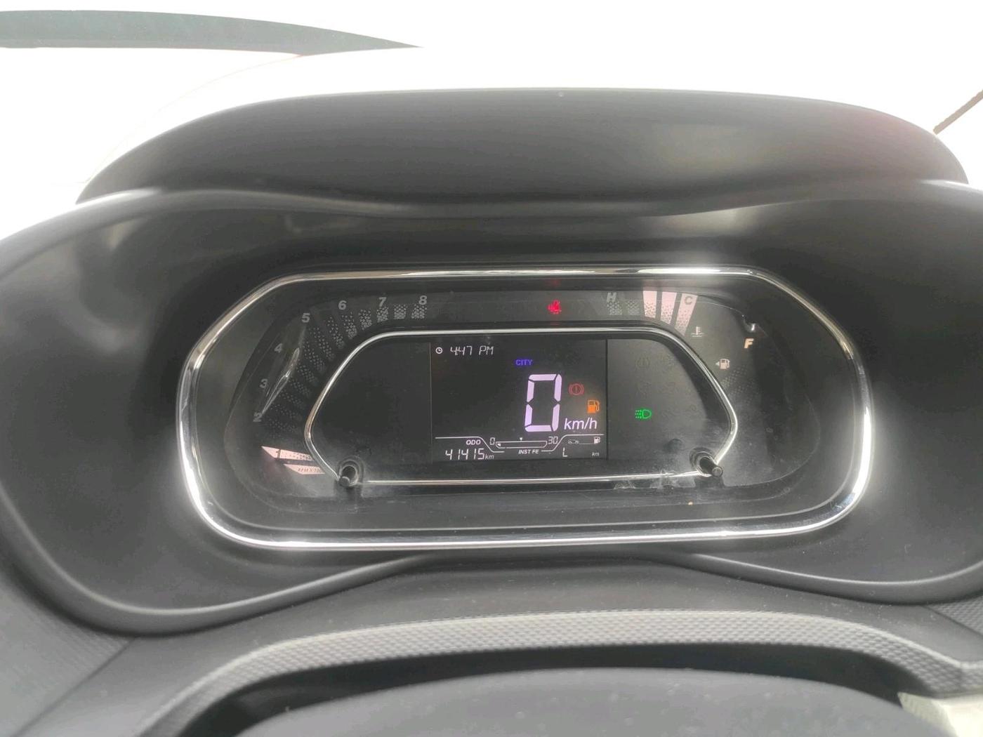 2020 Tata NEXON XZ PLUS PETROL, Petrol, Manual, 41,415 km, interior