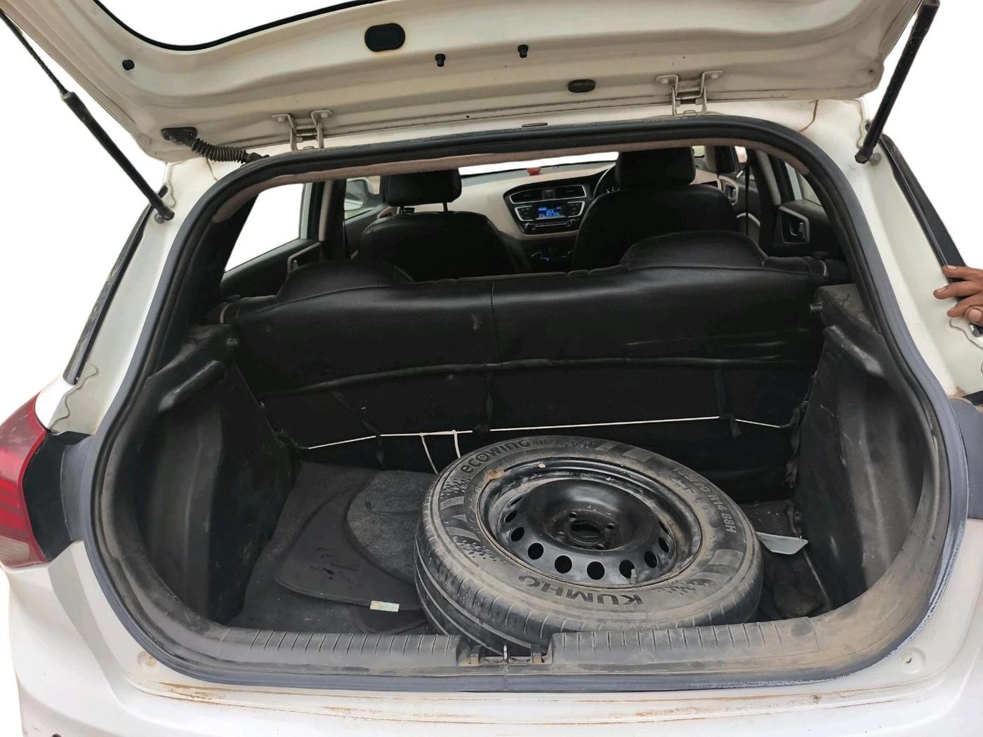 2019 Hyundai Elite i20 MAGNA PLUS 1.2, Petrol, Manual, 72,324 km, exterior