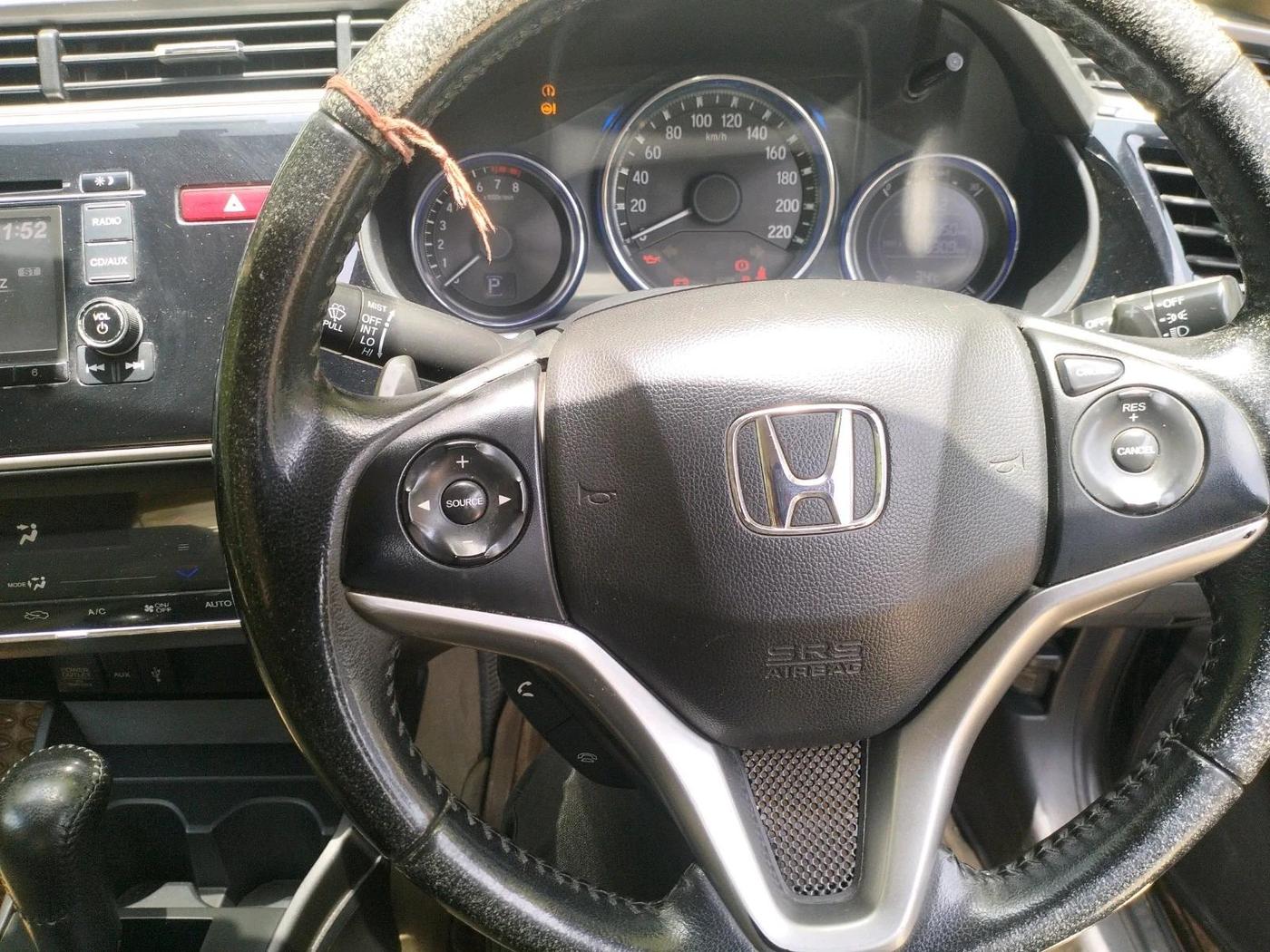 2015 Honda City 1.5L I-VTEC VX CVT, Petrol, Automatic, 43,950 km, interior