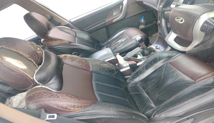 2012 Mahindra XUV500 W8, Diesel, Manual, 1,19,731 km, interior