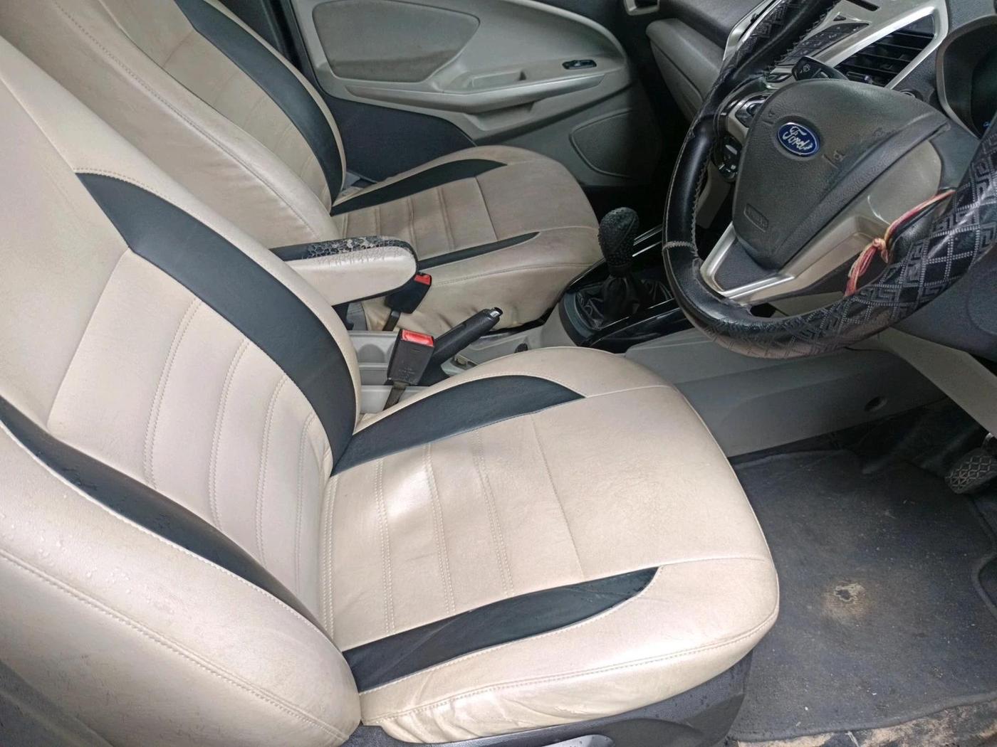 2016 Ford Ecosport TITANIUM 1.5L DIESEL, Diesel, Manual, 1,16,503 km, interior