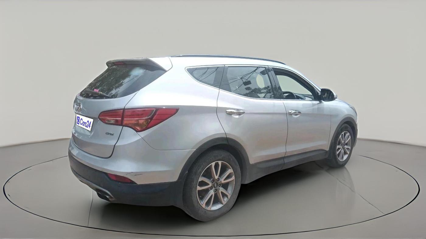 2016 Hyundai Santa Fe 2 WD, Diesel, Manual, 1,43,704 km, exterior
