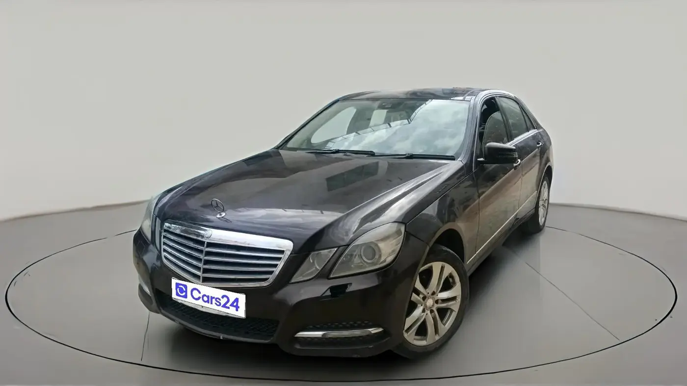 2013 Mercedes Benz E Class E 250 CDI ELEGANCE, Diesel, Automatic, 1,25,392 km, exterior
