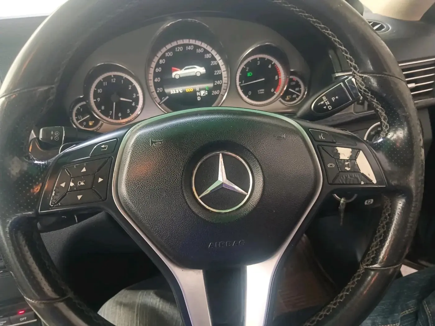 2013 Mercedes Benz E Class E 250 CDI ELEGANCE, Diesel, Automatic, 1,25,392 km, interior