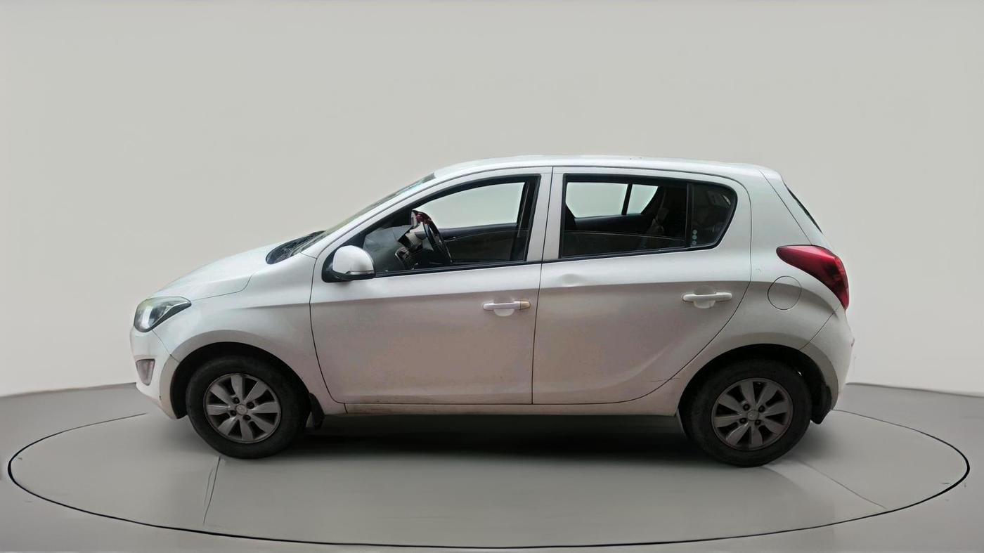 2013 Hyundai i20 SPORTZ 1.4 CRDI, Diesel, Manual, 77,434 km, exterior