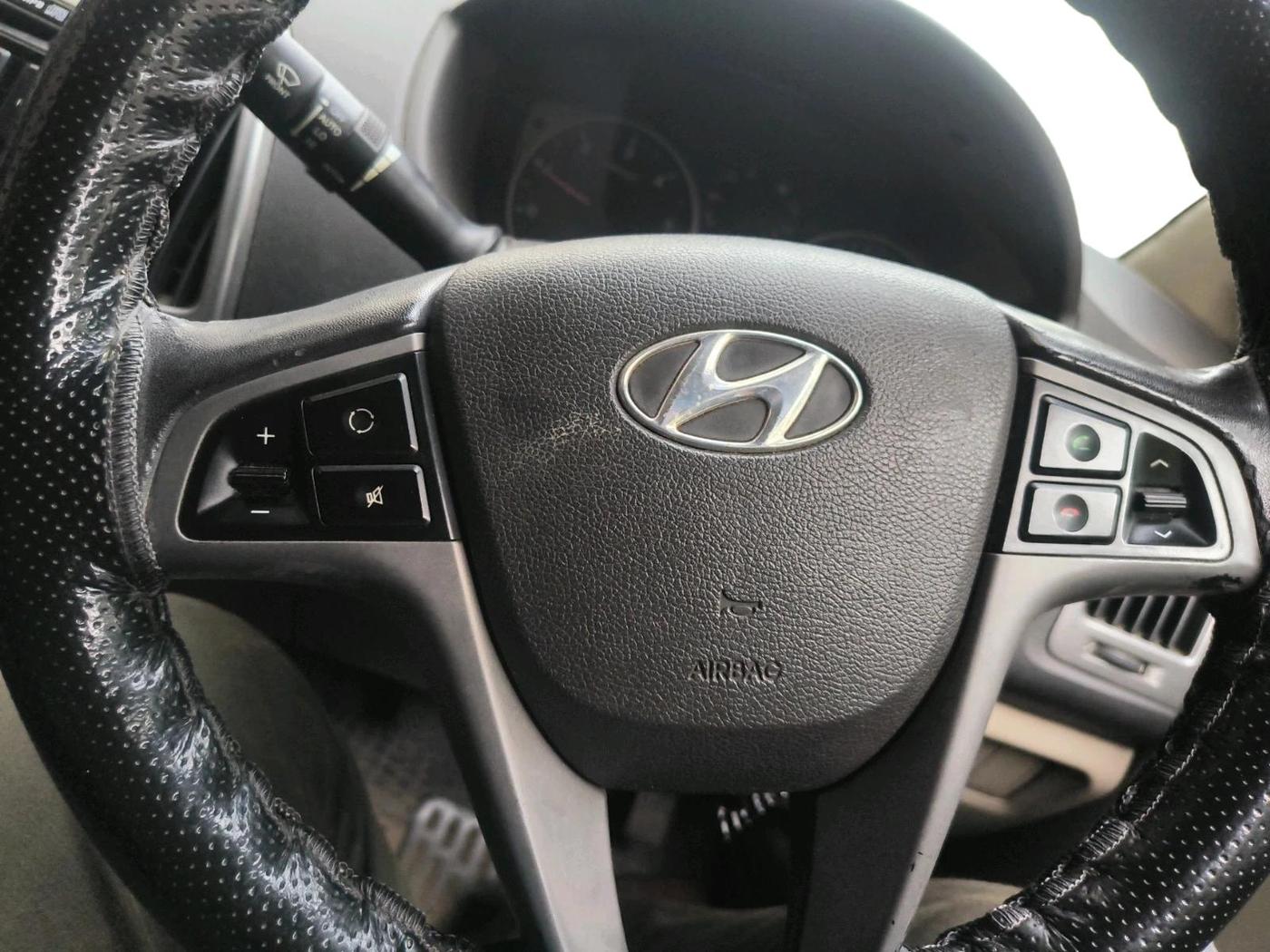 2013 Hyundai i20 SPORTZ 1.4 CRDI, Diesel, Manual, 77,434 km, interior