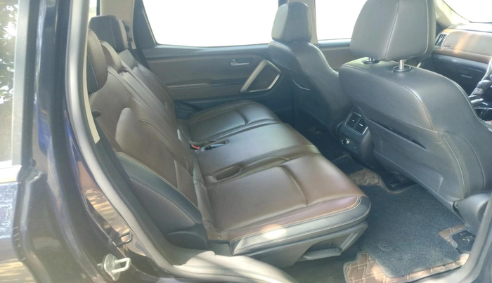2024 Mahindra SCORPIO-N Z8 L DIESEL AT 2WD 7 STR, Diesel, Automatic, 90,980 km, interior