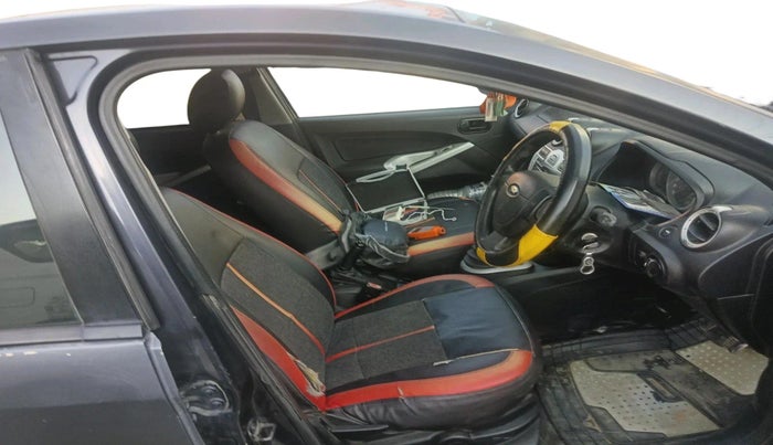 2011 Ford Figo TITANIUM 1.4 DIESEL, Diesel, Manual, 2,43,556 km, interior